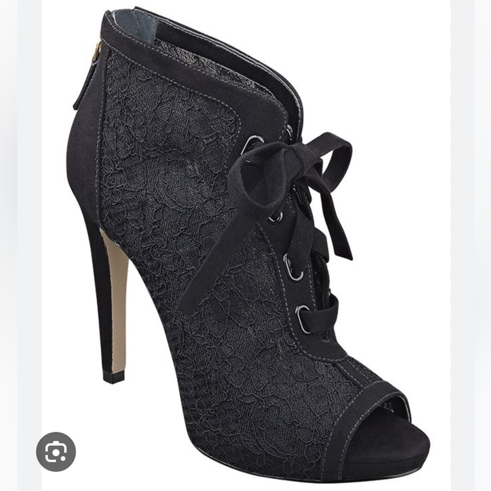 Nine West Lace Enetta Black Bootie